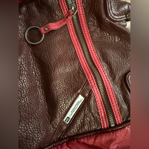 Diesel leather duffel/tote bag. Rare find! - Picture 5 of 9